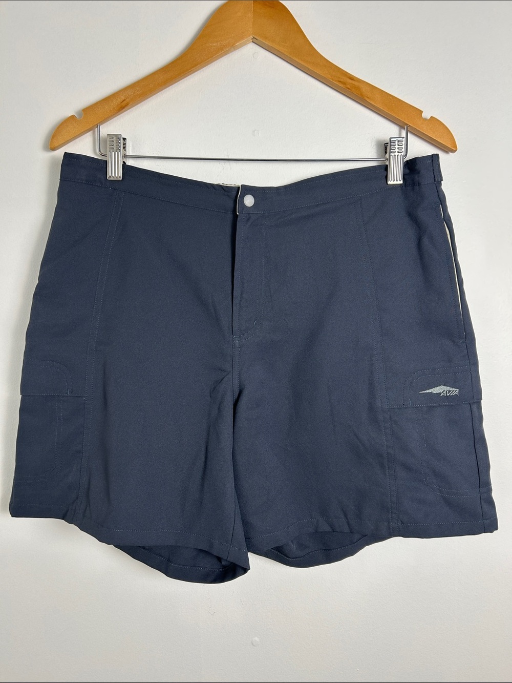 Avia Women’s Grey CoolMax Cargo Golf Hiking Shorts Womens Large athletic pockets